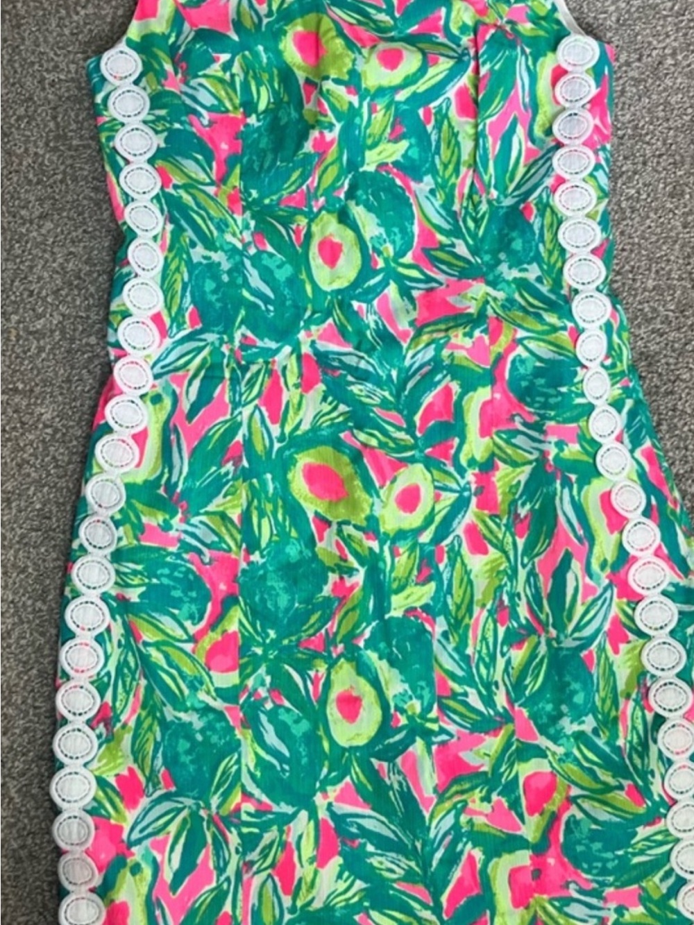 ISO Lilly Pulitzer Gauc and Roll shift dress size 4